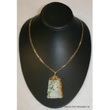 Fine Ladies Gold Necklace with Jade Pendant