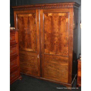 Regency Mahogany Wardrobe