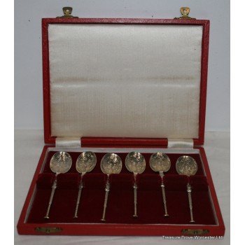 Cased Set of Six Silver Commemorative Anointing Spoons 1977