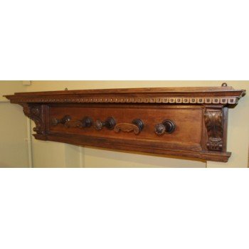 Heavily Carved Wall Mounted Hat & Coat Rail Bracket