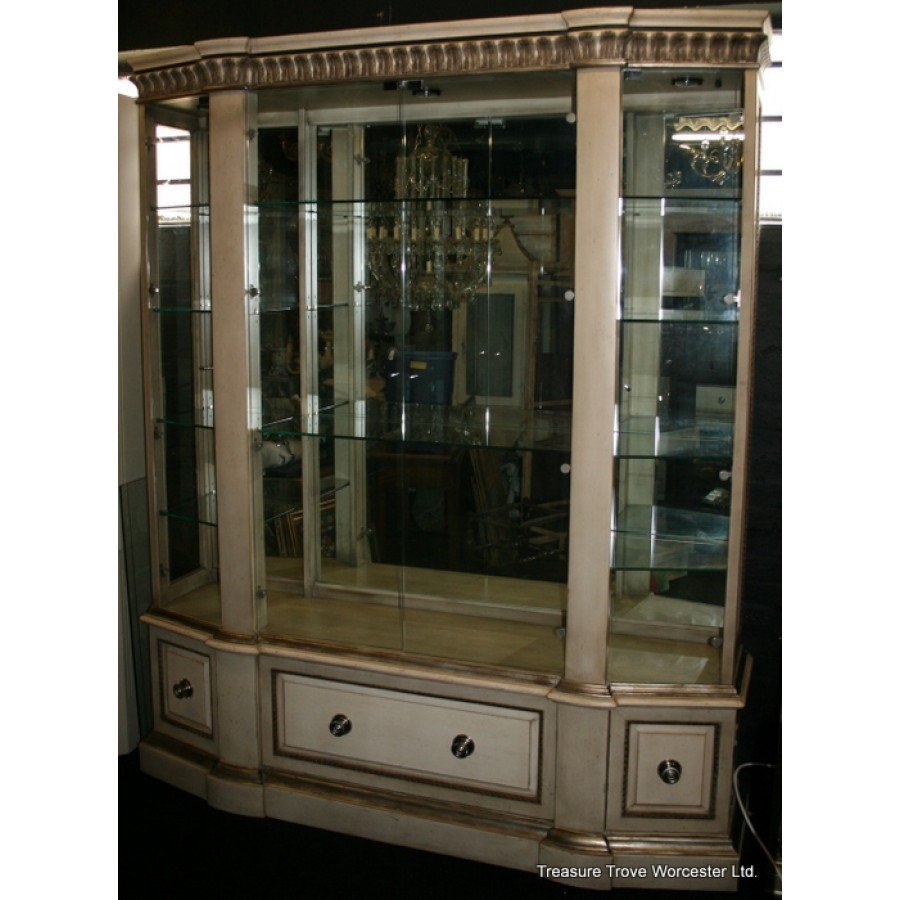 Large Drexel Heritage Designer Glazed Display Cabinet