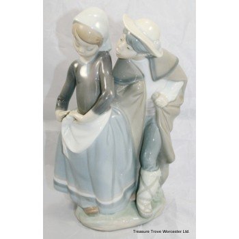 Lladro Figurine "Boy Meets Girl" #1188