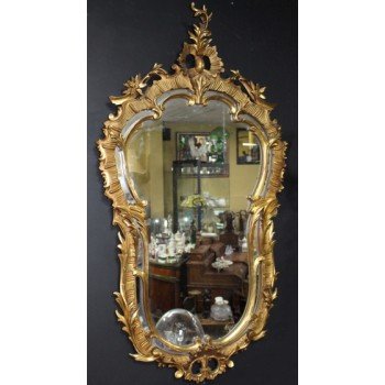 Ornate Antique Carved Giltwood Mirror