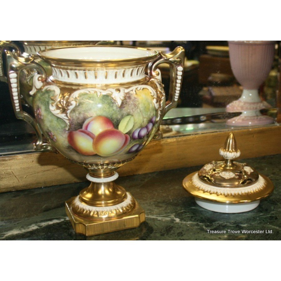 VINTAGE CERAMIC HAND Crafted Trinket/Pourri Pot £124.00 - PicClick UK
