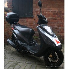 Yamaha 2010 XC 125 E VITY Scooter 124cc